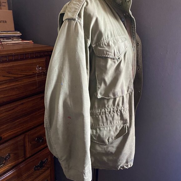 US Navy Seabees Man's M-65 Cold Weather Field Jacket - Picture 3 of 13